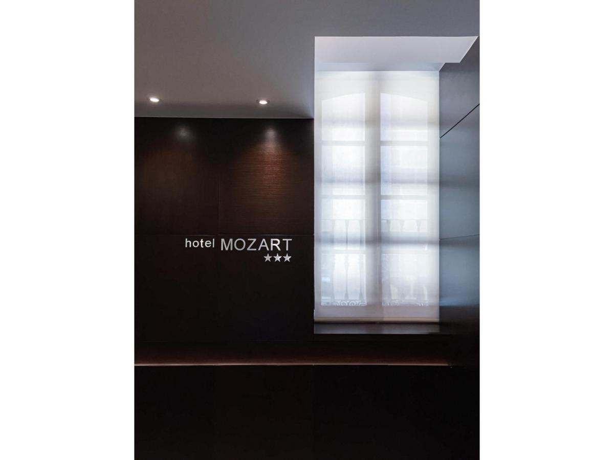 Hotel Mozart Valladolid Exteriör bild