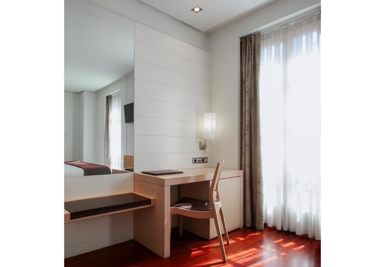 Hotel Mozart Valladolid Exteriör bild