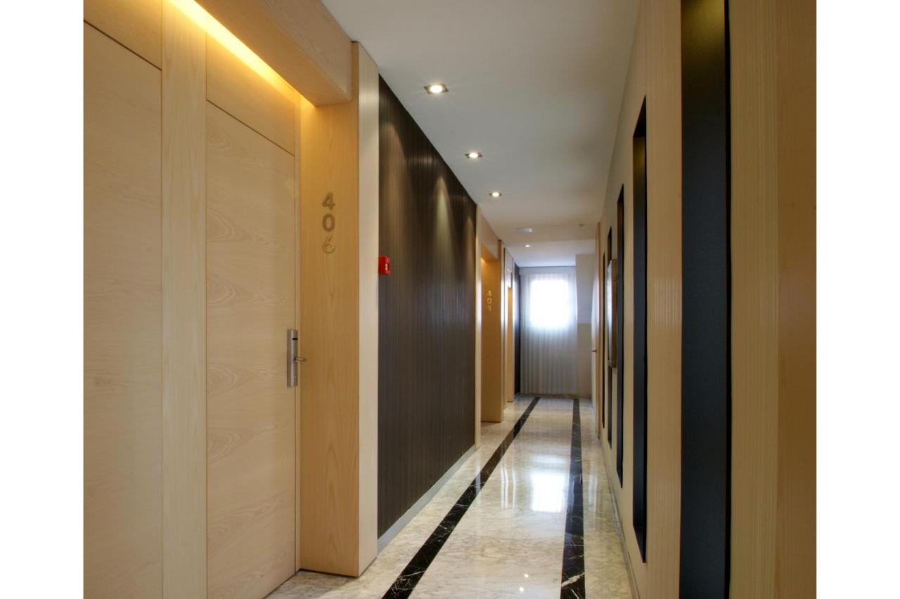Hotel Mozart Valladolid Exteriör bild