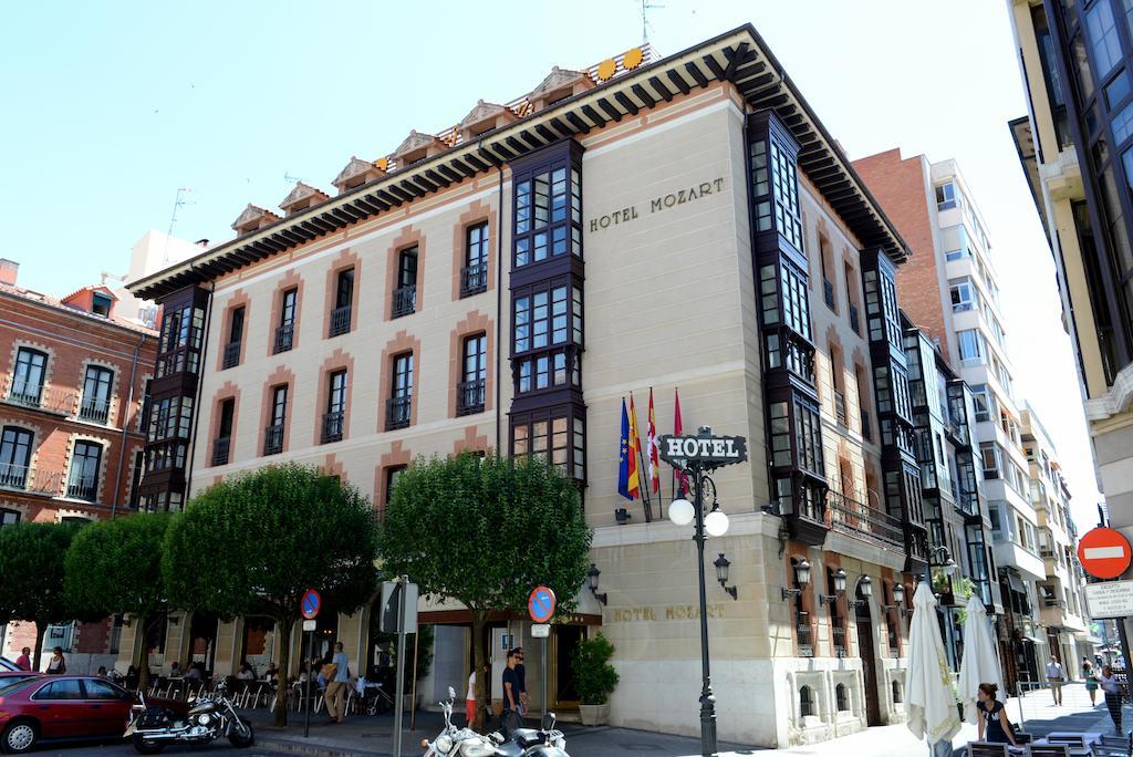 Hotel Mozart Valladolid Exteriör bild